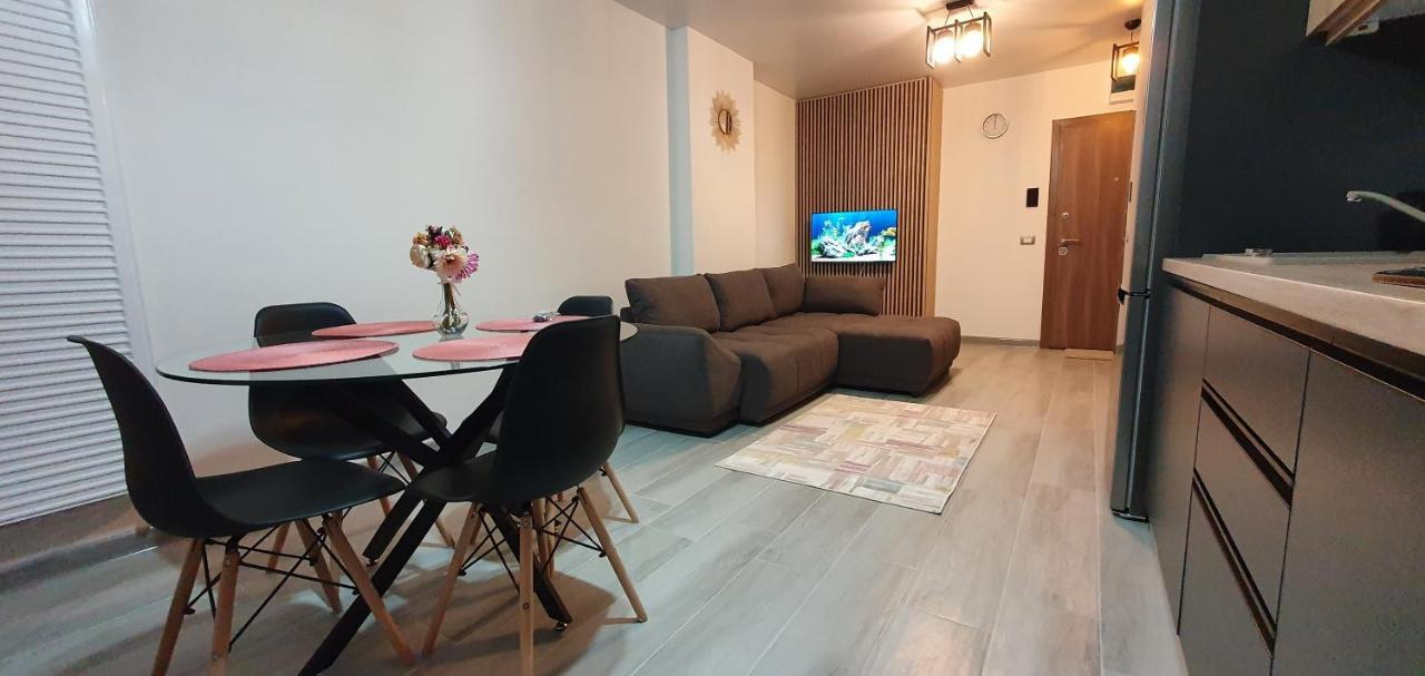 Helin Apartament By Alezzi N10 Năvodari Exterior foto
